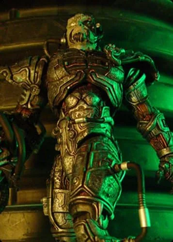Vista 4 de Figura de acción Klingon de asimilación de Star Trek Borg de 7 pulgadas