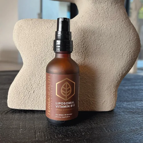 Vista 6 de Terra Health Essentials - Liposomal B12 Apoya la energía y el estado de ánimo, promueve la memoria, ayuda al sistema inmunológico