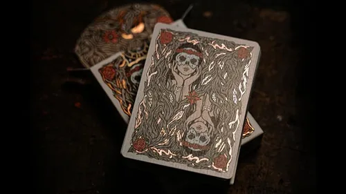 Vista 2 de MJM Maidens - Juego de cartas en frío