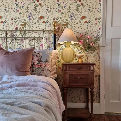 Vista 2 de JiffDiff Papel tapiz floral para despegar y pegar, papel de pared floral de granja, papel de contacto autoadhesivo de madera silvestre