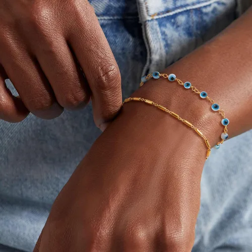 Vista 3 de Dremmy Studios Pulsera de oro para mujer, chapada en oro de 18 quilates, delicado clip de circonita cúbica, disco de moneda, estrella, cable