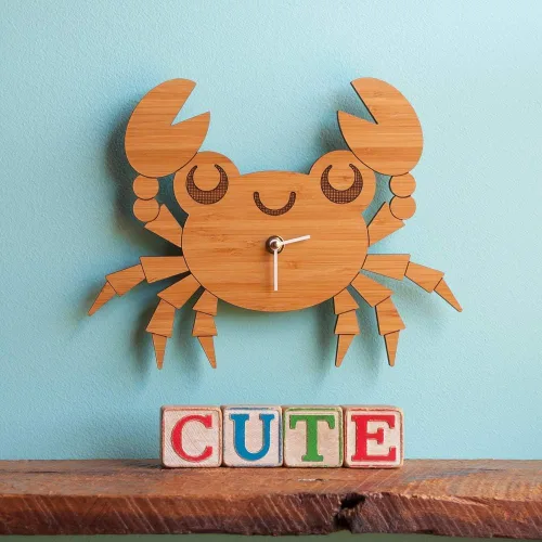Vista 2 de Bamboo Nautical Crab Wall Clock Kids Bedroom Ocean Beach Baby Nursery Room Decor Handmade