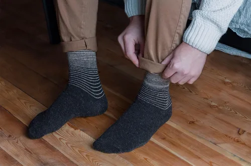 Vista 4 de GoWith Alpaca Wool Socks for Men & Women, Alpaca-Merino Blend Warm Cozy Crew Socks, Thermal Regular-Fit Boot Socks