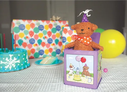 Vista 2 de Jack Rabbit Creations Juguete de cumpleaños para cachorros Jack-in-the-Box, juguete musical clásico, a partir de 3 años