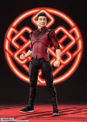 Vista 2 de Bandai S.H. Figuarts Shang-Chi y La Leyenda de los Diez Anillos Shang-Chi