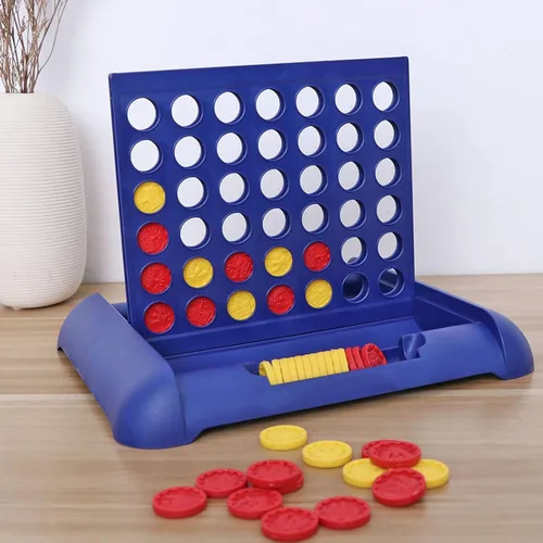 Vista 4 de Game Night Cesta de regalo para familiares, niños, adolescentes y adultos. Juego de cartas y juegos clásicos 4 en una fila, caja de regalo de dulces