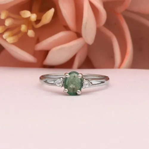 Vista 3 de Shine Jewel Anillo pequeño de plata de ley 925 de 0.50 quilates con piedra preciosa zambiana, Piedra preciosa, Esmeralda