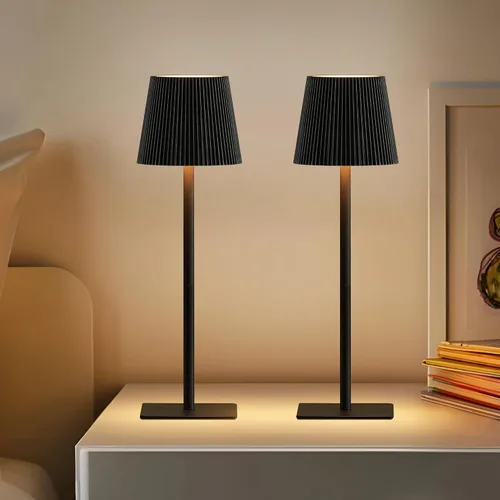 Vista 2 de LUTEC Paquete de 2 lámparas de mesa inalámbricas, lámpara de escritorio a batería recargable de 6000 mAh, dos alturas ajustables, impermeable, Negro