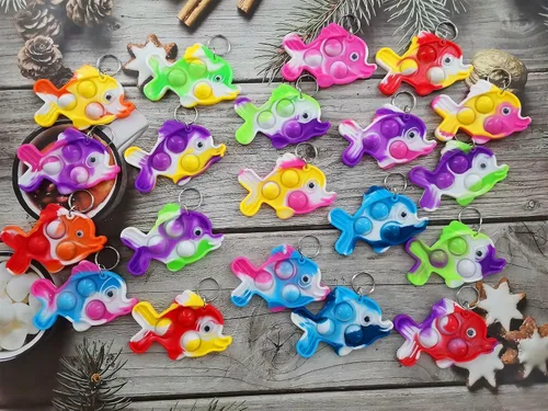 Vista 3 de 20 piezas de regalos para estudiantes de aula de peces, regalos de arcoíris a granel del profesor, mini recompensas de vacaciones pop regalos
