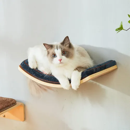 Vista 4 de LIORCE Estante para gatos con cómodo cojín, estantes curvos para gatos y perchas para pared (tamaño mediano) - Muebles para gatos montados