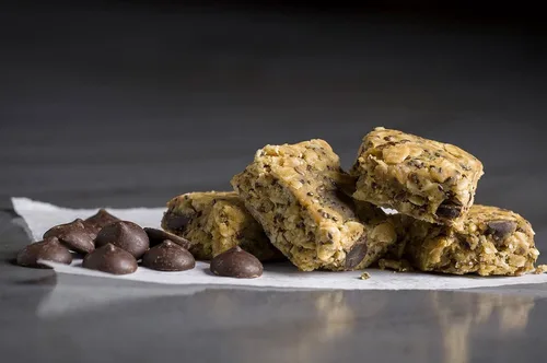 Vista 3 de Epicured, Protein Energy Bites, (8 paquetes = 16 barras tradicionales), chocolate con mantequilla de maní