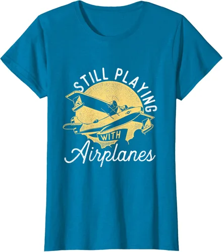 Vista 80 de Still Playing With Airplanes - Camiseta de control remoto RC Avión Piloto, Negro
