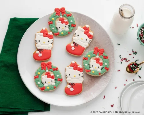 Vista 7 de Juego de utensilios para hornear galletas de Hello Kitty de Navidad