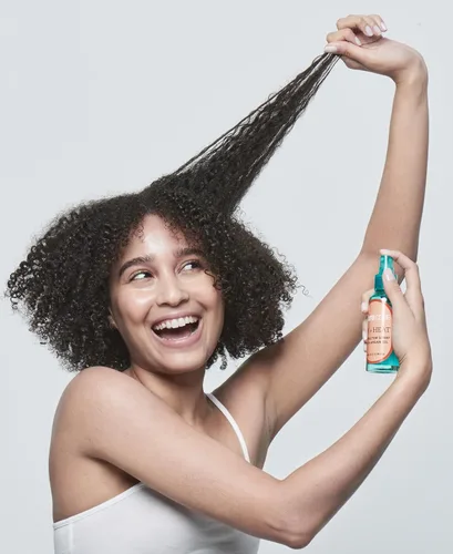 Vista 3 de PURE CODE Spray protector UV + calor con aceite de argán, protege el cabello hasta 450º F contra rizadores y secadores de pelo, spray de tratamiento
