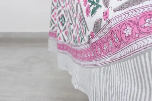 Vista 184 de Ridhi Mantel redondo estampado a mano color rosa flamenco 110 pulgadas 100%