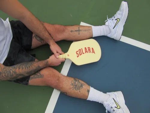 Vista 6 de Solara '94 Legacy Pickleball - Núcleo de fibra de carbono de 0.630 in para control y potencia, aprobado por Pickleball de Estados Unidos