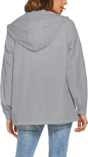 Vista 5 de Avoogue Chaqueta impermeable para mujer, ligera, transpirable, con capucha, rompevientos activos con bolsillo