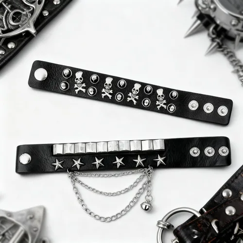 Vista 5 de Juego de 2 pulseras de cadena con tachuelas góticas, punk, calavera, estrella, remache, brazalete de los años 80, Emo Goth Punk Rock, accesorios
