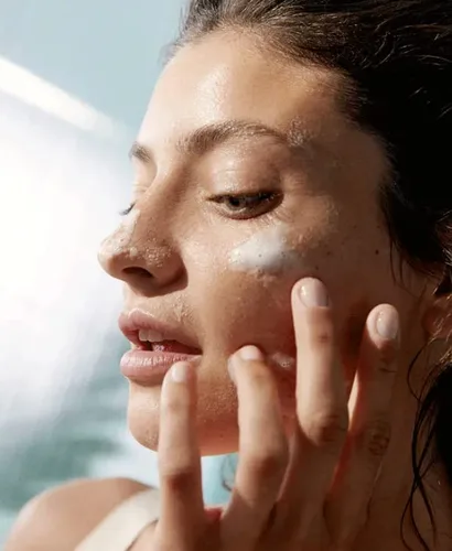 Vista 3 de NIVEA Gel de lavado Derma Clear para piel propensa a imperfecciones150ml