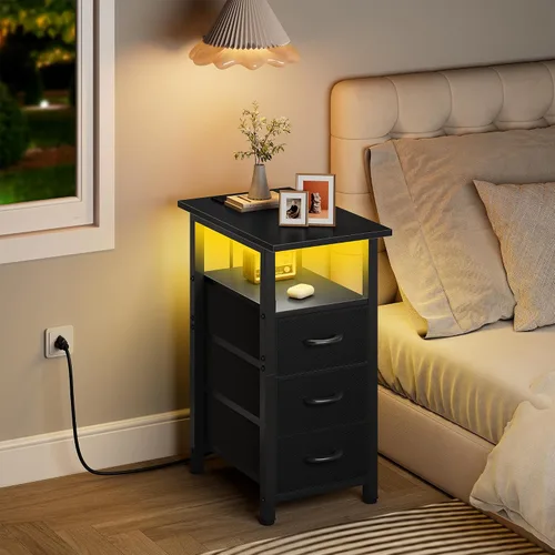 Vista 2 de Vagusicc Mesita de noche negra con estación de carga y luces LED, mesa auxiliar estrecha, mesita de noche LED con 3 cajones de tela para dormitorio