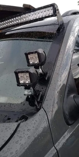 Vista 3 de Soportes de montaje en pilar del parabrisas con barra de luces LED para Jeep Grand Cherokee WJ 99-04