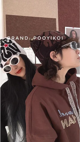 Vista 5 de Pooyikoi Sombrero de punto para hombres y mujeres, gorra de calidad, gorro cálido Harajuku, gorro gótico, patrón de araña, lana, acrílico, Y2k