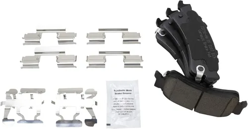 Vista 3 de TRQ Kit de pastillas de freno trasero y rotor de cerámica con revestimiento en G de alta calidad, ranurado X perforado, compatible con 02 Cadillac