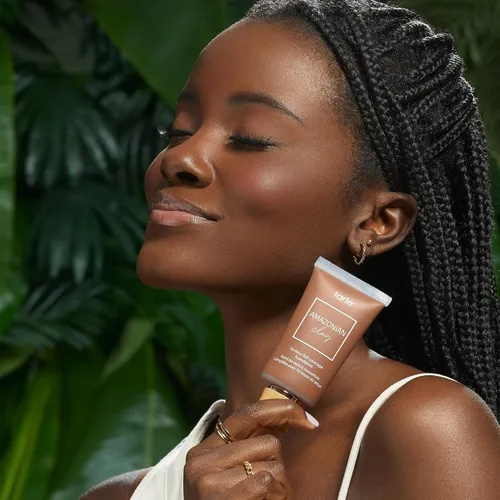 Vista 5 de Base de cobertura total Amazonian Clay con 12 horas de duración y SPF 15, marca Tarte, sin caja