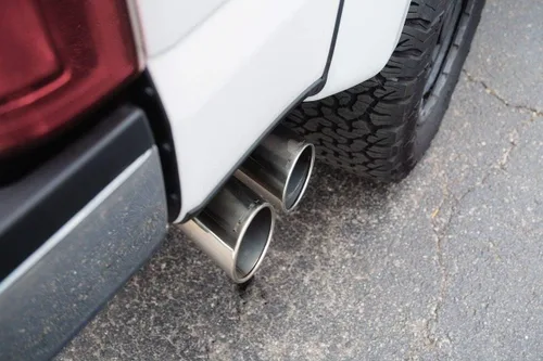Vista 2 de Roush 422126 2017-2020 F250 F350 6.7L Sistema de escape diésel