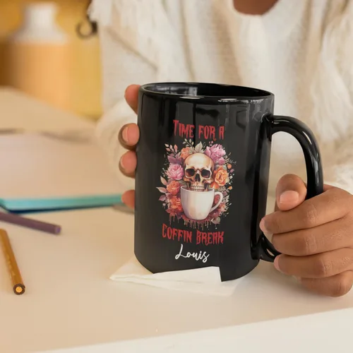 Vista 3 de Taza de café personalizada de Halloween 2023, taza de café de calavera floral, taza de Halloween personalizada con nombre, taza de cerámica floral