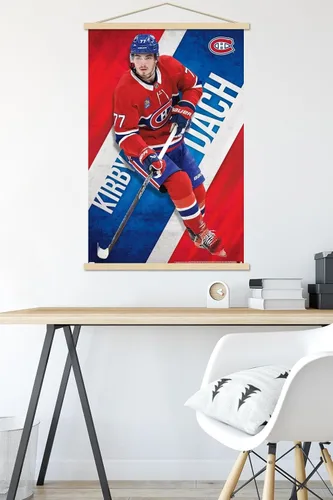 Vista 5 de Trends International NHL Montreal Canadiens - Póster de pared de Kirby Dach 23, 22.37 x 34.00 pulgadas, paquete de impresión premium y colgador