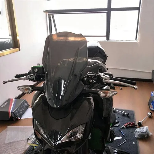 Vista 5 de GLoyer Motorcycle Windshield Compatible with Kawasaki Z900 2017-2018 2019 Motorcycle Motorbike ABS Wind Deflectors Windshield Windscreen with Black