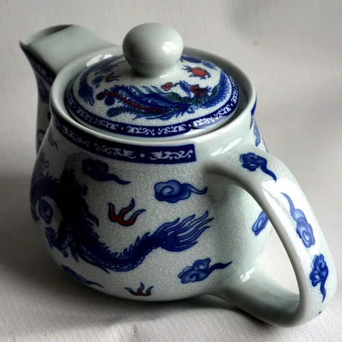 Vista 8 de Tetera infusor de alambre de filtro de acero inoxidable de dragón blanco azul de 17 oz para té suelto (olla Dragon Phoenix)