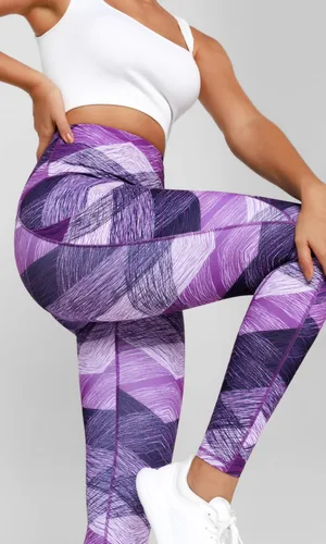 Vista 3 de ODODOS - Leggings de yoga con cintura alta y bolsillos para mujer, pantalones de yoga deportivos con control de abdomen, no se transparentan