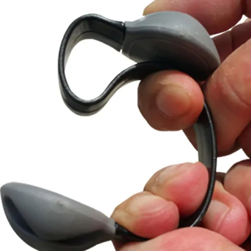 Vista 4 de NewFerU Clips de caída de cables de escritorio no adhesivos, soporte para cable de mesa, abrazadera de gestión de cables pequeña extraíble