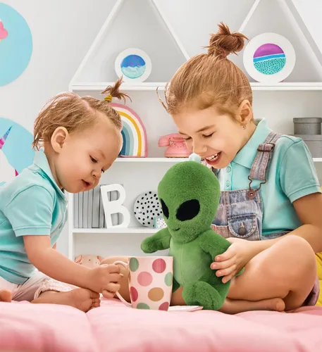 Vista 5 de DolliBu Peluche alienígena de peluche, alienígena verde suave, abrazable, adorable juguete de peluche de criatura espacial, lindos regalos extraños