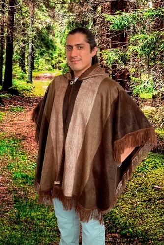 Vista 4 de Poncho de alpaca súper cómodo