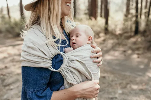 Vista 6 de Hip Baby Wrap Portabebés con anillo – Portabebés cruzado, regalo ideal para baby shower, tela suave y transpirable, ligero ajustable para bebés a