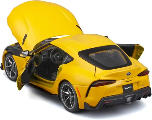 Vista 4 de Maisto 1:24 Línea de montaje 2022 Toyota Supra GR, Amarillo Metálico