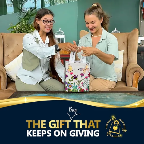 Vista 2 de Nush Nush Bolsas de regalo de mariposa con asas de tamaño mediano - Juego de 12 bolsas de regalo florales con brillante impresión holográfica
