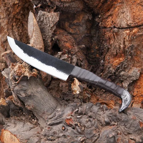 Vista 8 de LEONA CRAFT® Cuchillo de caza fijo hecho a mano Cuchillo vikingo nórdico de cabeza de cuervo Odin's con funda de cuero, hoja de acero al carbono