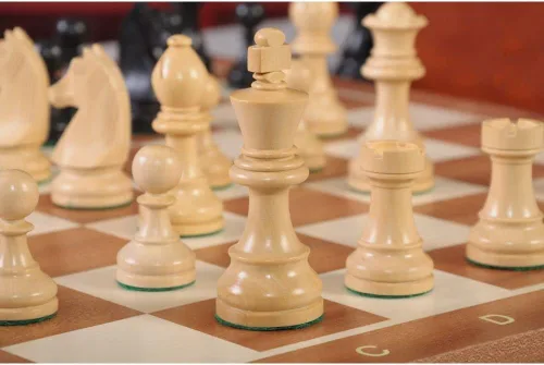 Vista 6 de Combinación de juego de ajedrez, caja y tablero inspirado en el gambito de la reina