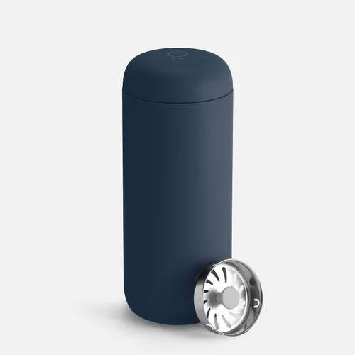 Vista 9 de Fellow Carter Move - Taza aislada al vacío con protector de salpicaduras a presión y revestimiento de cerámica para preservar el verdadero sabor.