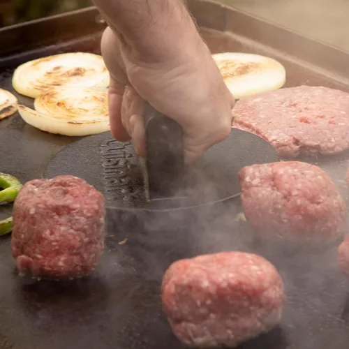 Vista 6 de Cuisinart - Prensa de hamburguesas aplastadas de hierro fundido de 6.5", prensa de parrilla redonda de borde plano para hamburguesas crujientes