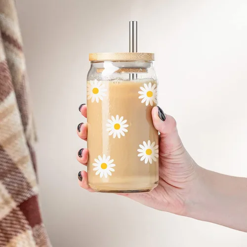 Vista 5 de GSPY Daisy Regalos Estéticos, Taza de Café Helado, Lindas Tazas de Vidrio con Tapas y Popotes - Lindas Tazas, Taza de Flores, Vaso de Vidrio