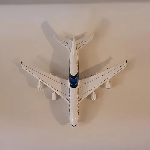Vista 5 de Aleación Malaysia Airlines A380 Airlines Modelo de avión Modelo 1: 400 Simulación Diecast Science Exhibition