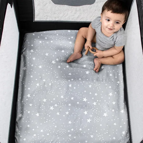 Vista 5 de The Peanutshell Paquete de 3 sábanas bajeras de corral suaves y transpirables para bebé, niño o niña, para colchón Pack N Play, se adapta a