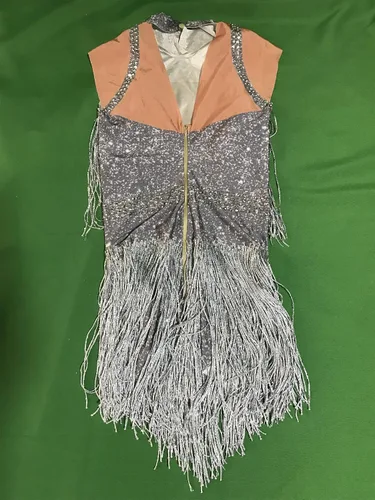 Vista 6 de YUANTONG Traje de drag queen brillante con diamantes de imitación plateados, talla única, elástico, trajes de baile de salsa latina de jazz latino