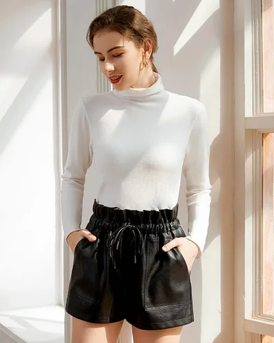 Vista 5 de QIANXIZHAN Pantalones cortos de cuero sintético para mujer, pantalones cortos sexys de cintura alta de pierna ancha SP