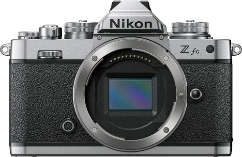 Vista 11 de Nikon Z fc - Cuerpo de cámara sin espejo con formato DX Nikkor Z DX 0.630-1.969in f3.5-6.3 VR - Negro (modelo internacional)